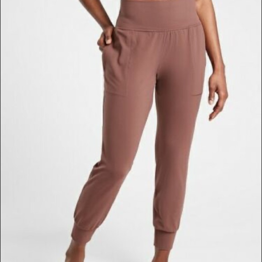 Athleta Salutation Joggers